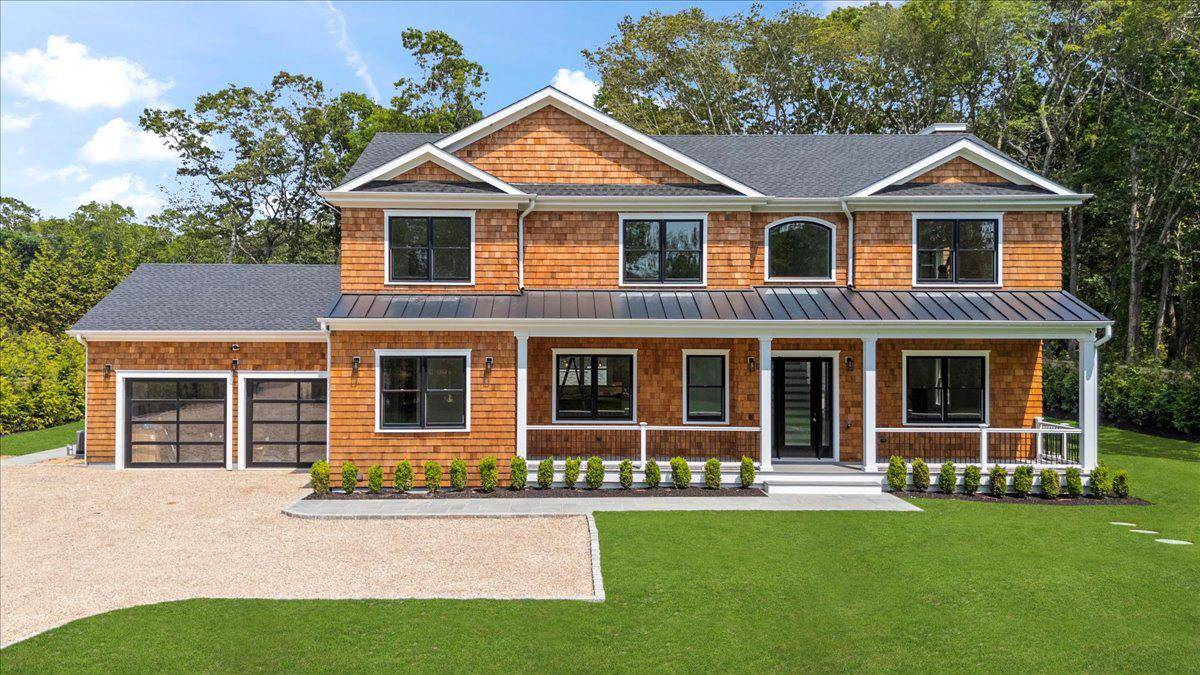 Southampton, NY 11968,128 Sandy Hollow RD