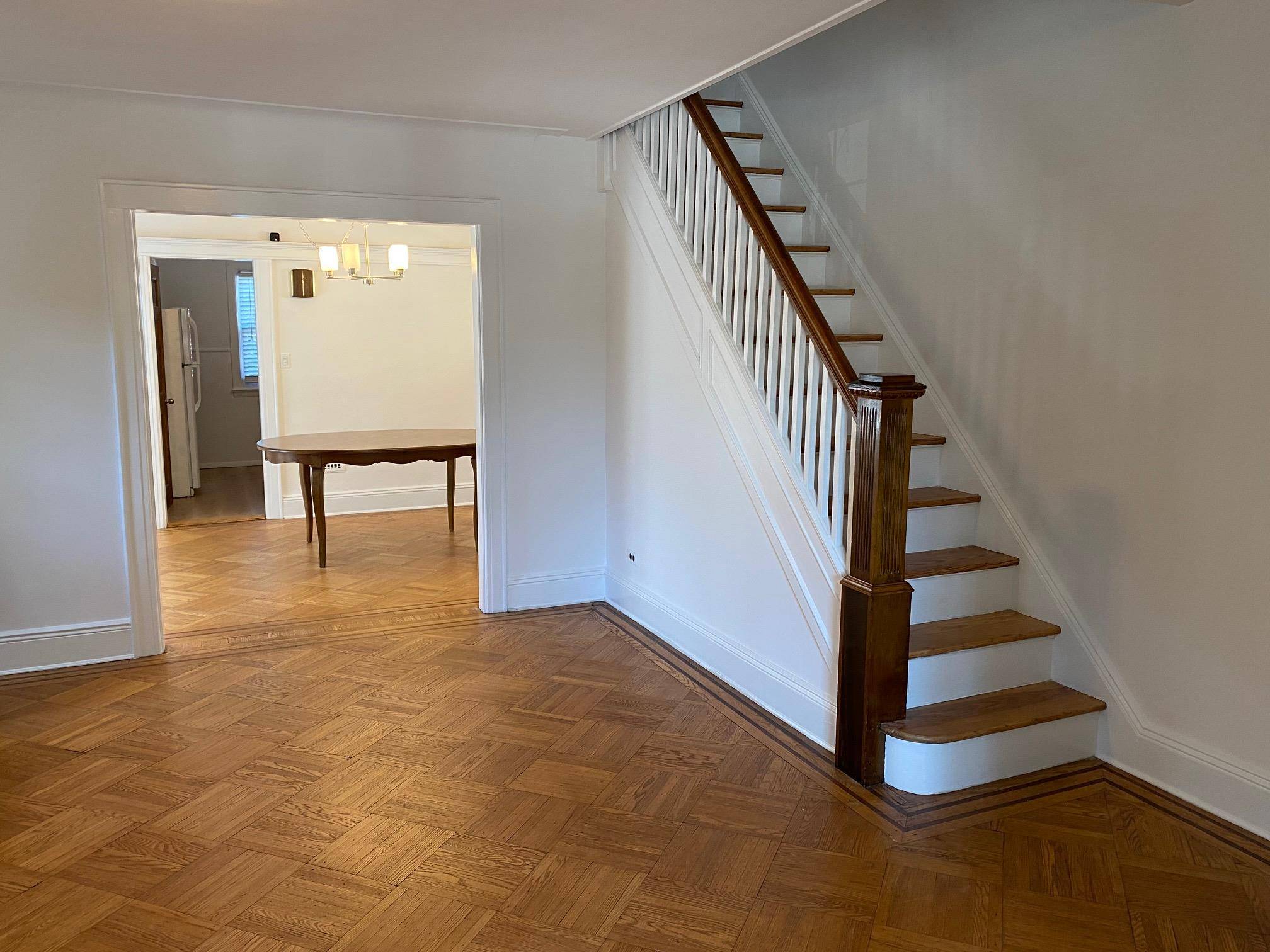 Ozone Park, NY 11417,10542 91st ST