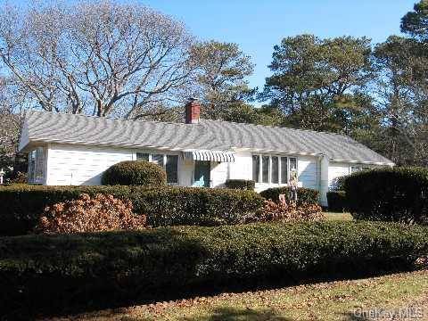 Hampton Bays, NY 11946,1 Washington AVE