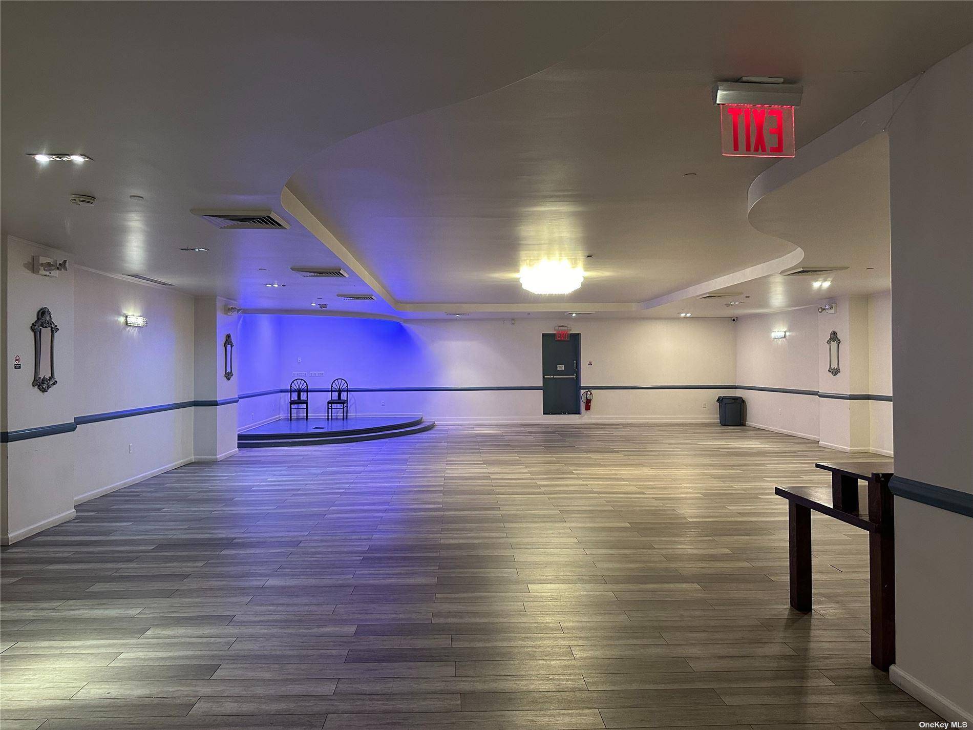 Jamaica, NY 11435,14046 Queens BLVD #2