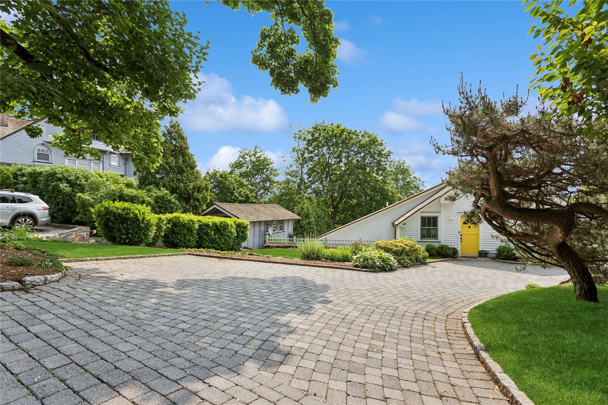 Bronxville, NY 10708,30 Prescott AVE