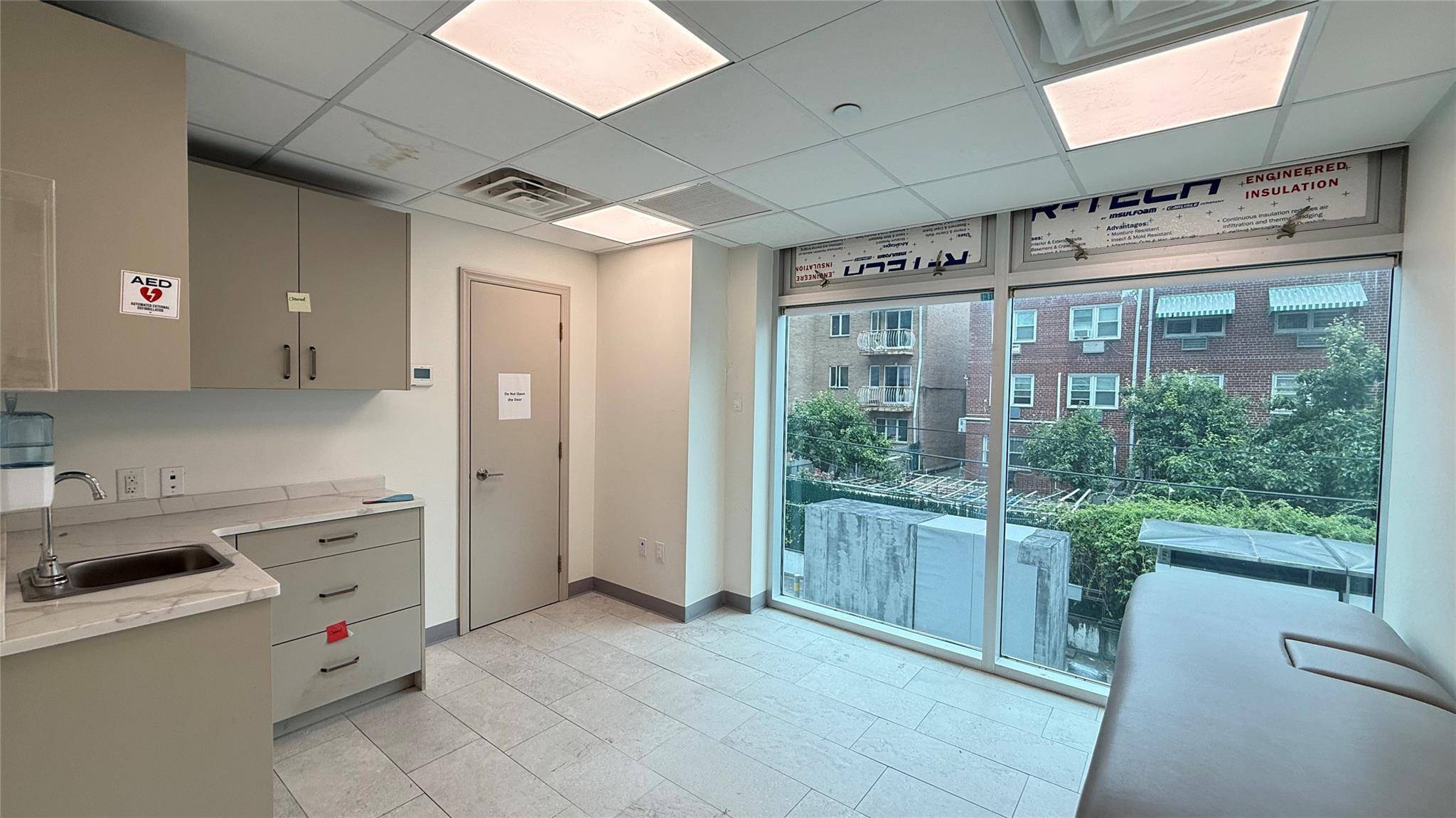 Flushing, NY 11354,142-38 37th AVE #2C