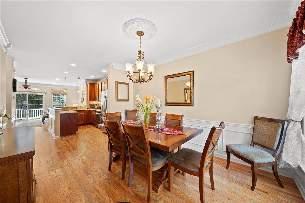 Massapequa, NY 11758,102 Paget LN