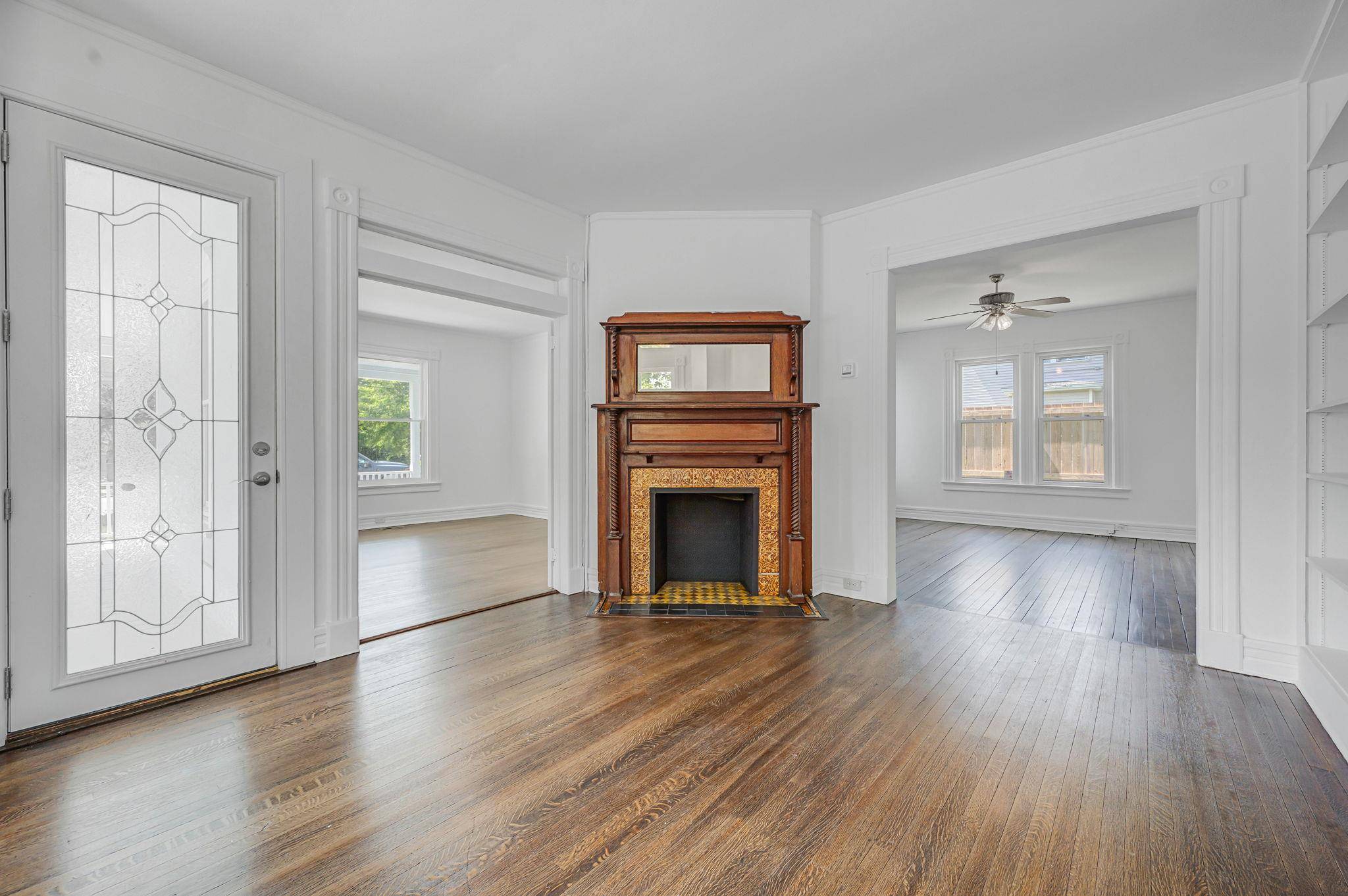 Riverhead, NY 11901,434 Griffing AVE