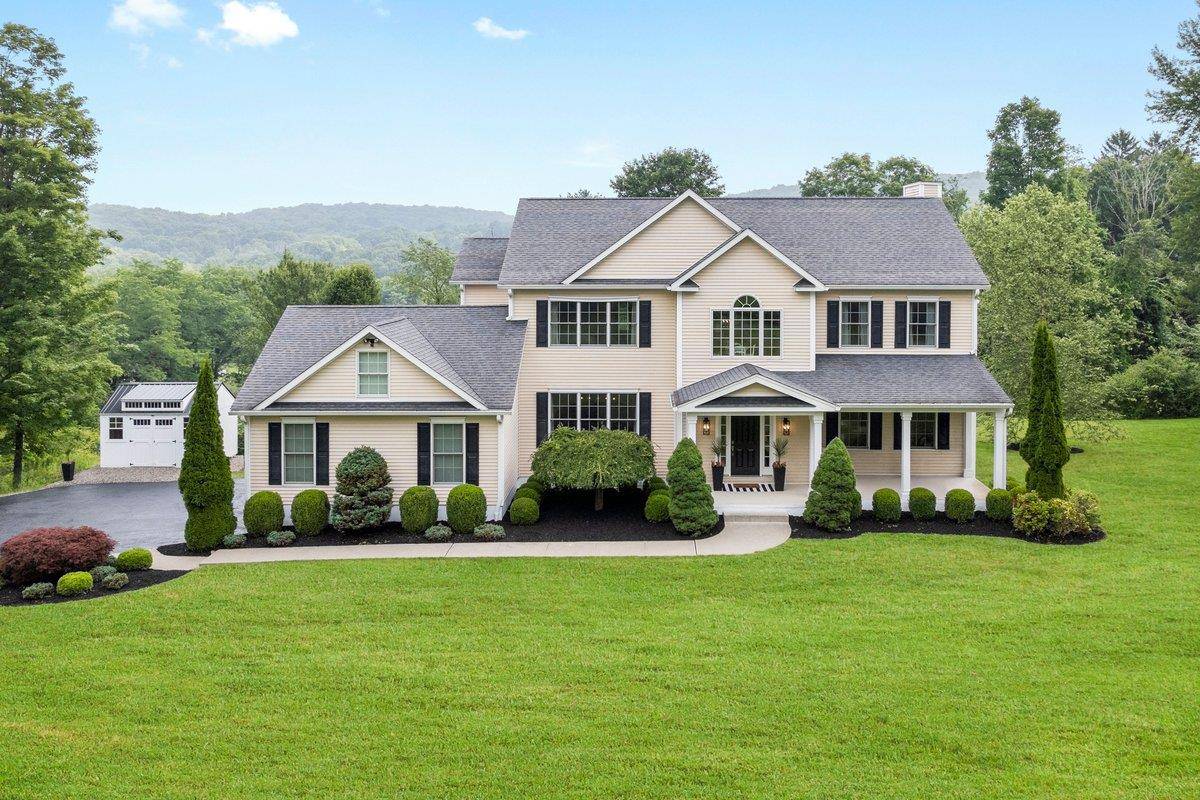 Holmes, NY 12531,176 Old Peckslip RD