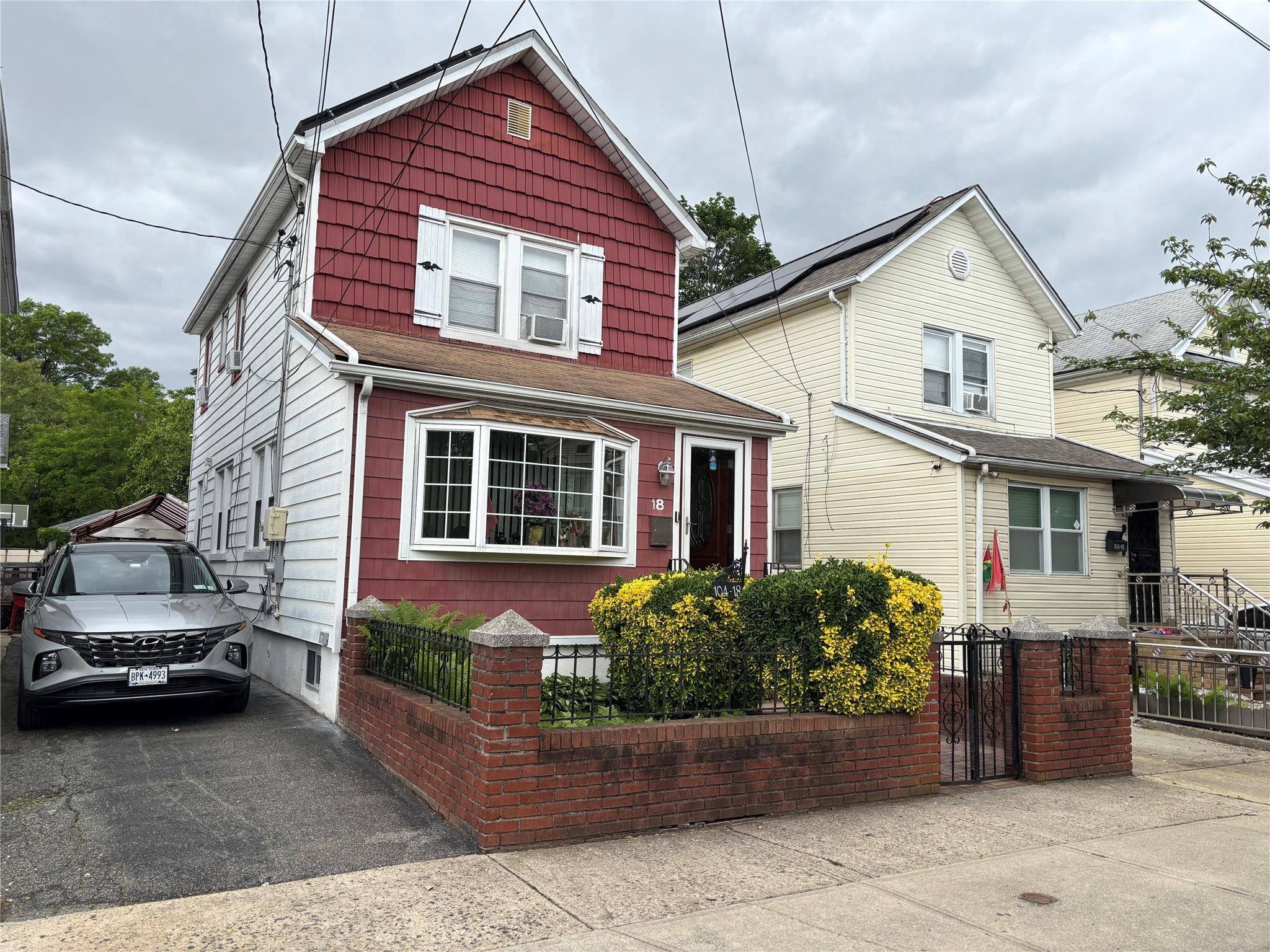 Queens Village, NY 11429,10418 216th ST
