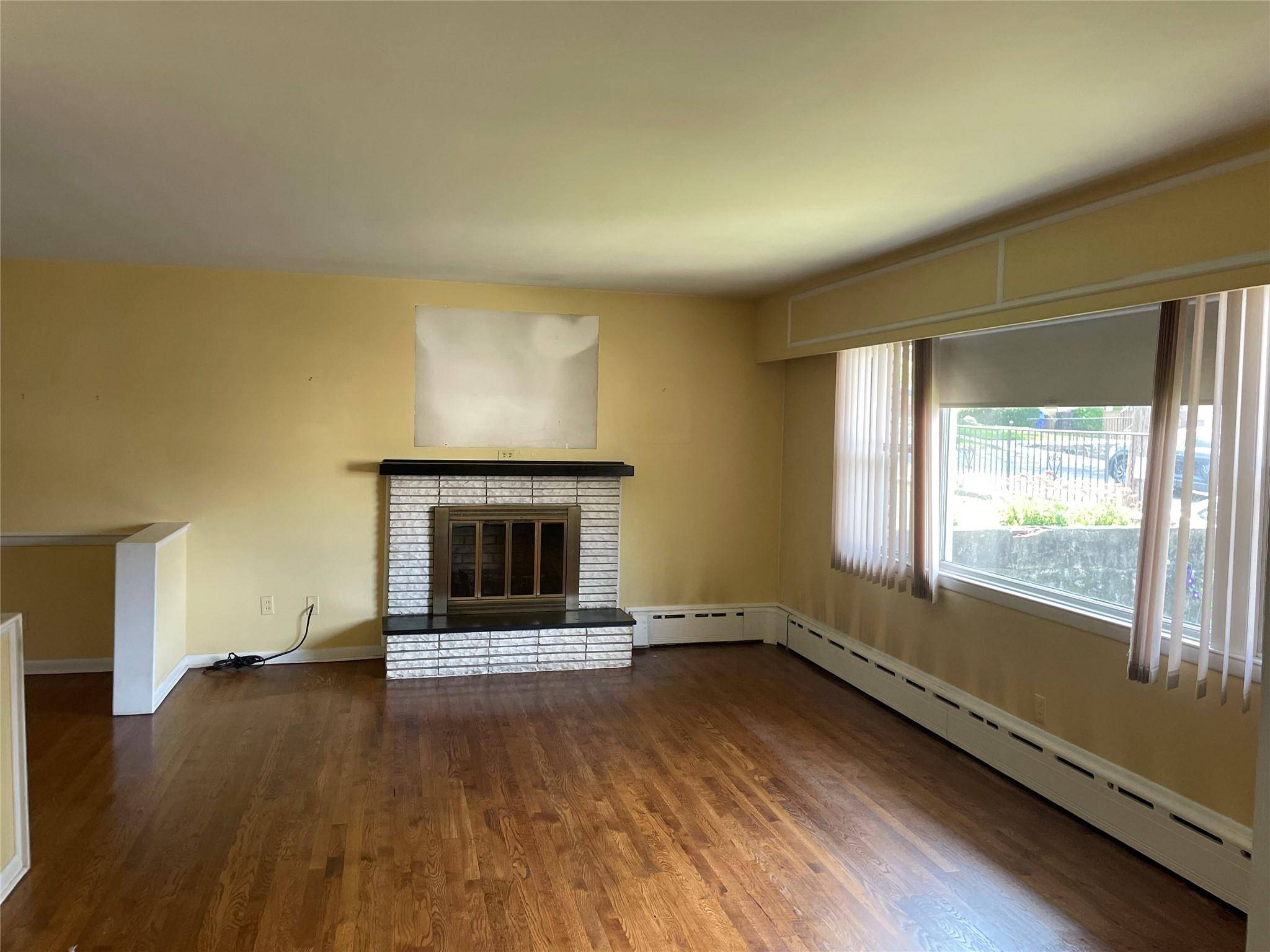 Harrison, NY 10528,85 Franklin AVE