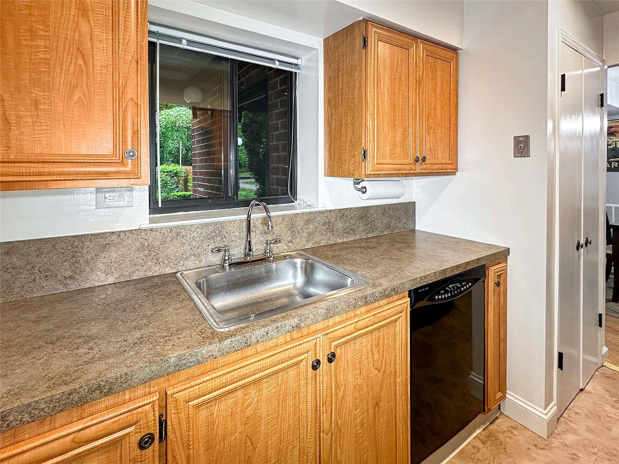Bronxville, NY 10708,24 Bronxville Glen DR #4-13