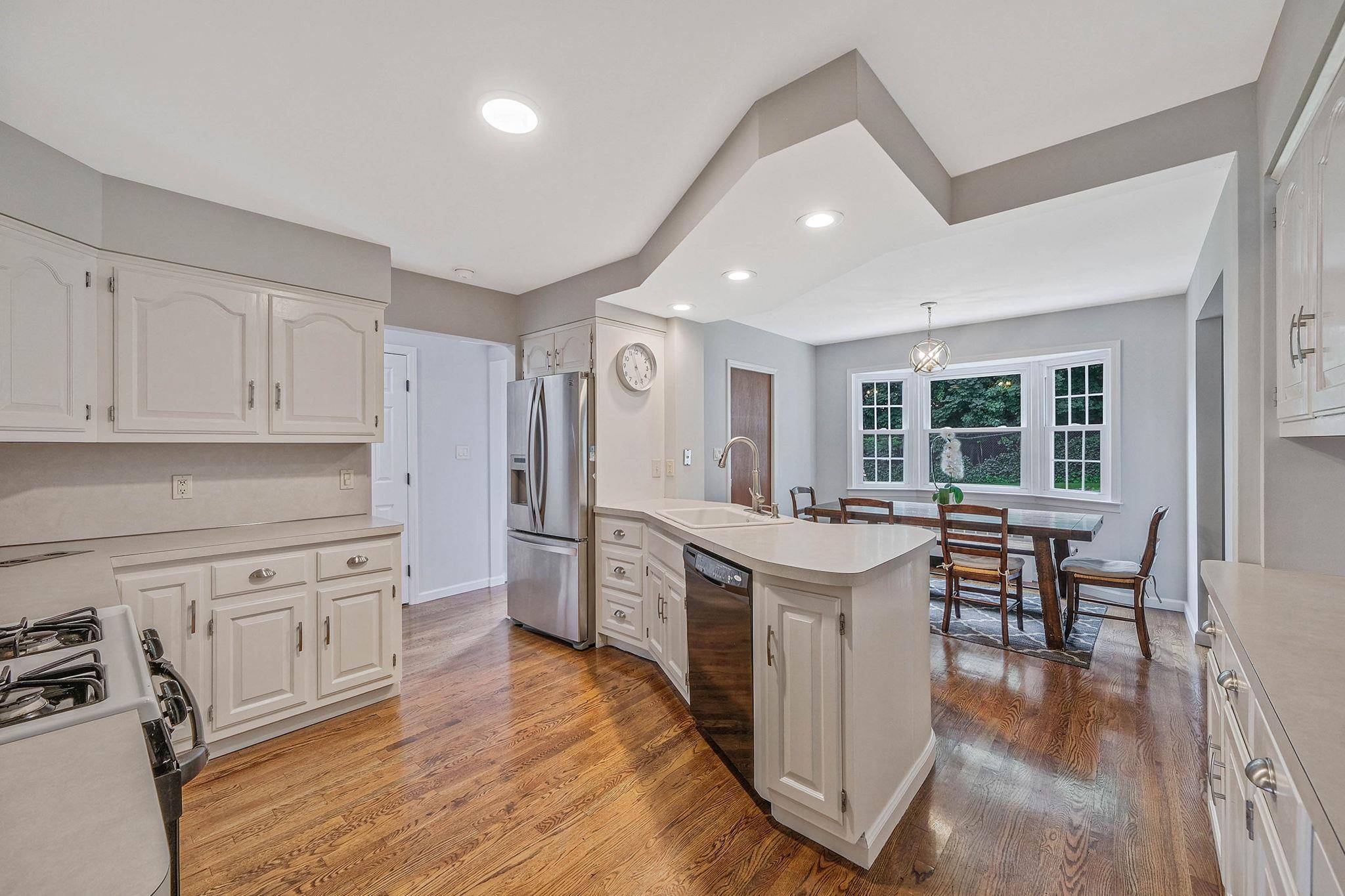 Smithtown, NY 11787,44 Cross ST