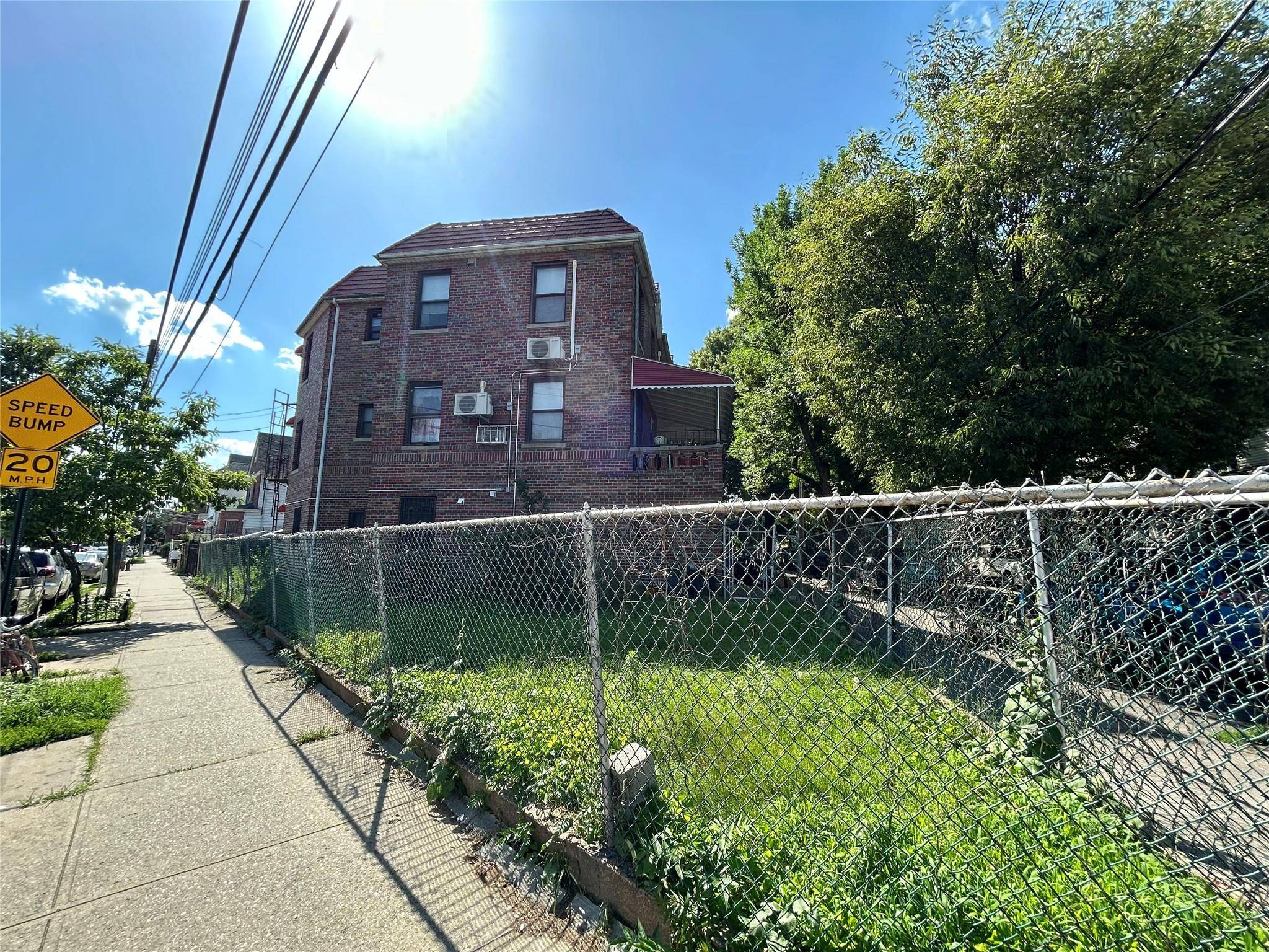 Elmhurst, NY 11373,43-30 Forley Street