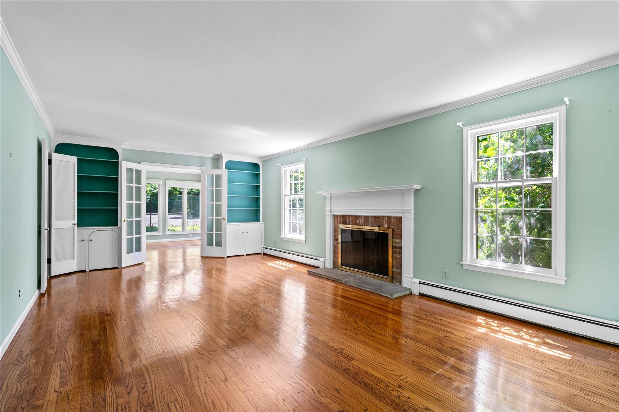 Lloyd Harbor, NY 11743,6 Beardsley LN