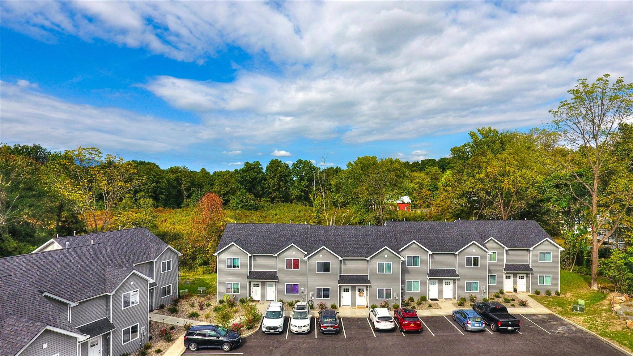 Saugerties, NY 12477,30 MOKA PL