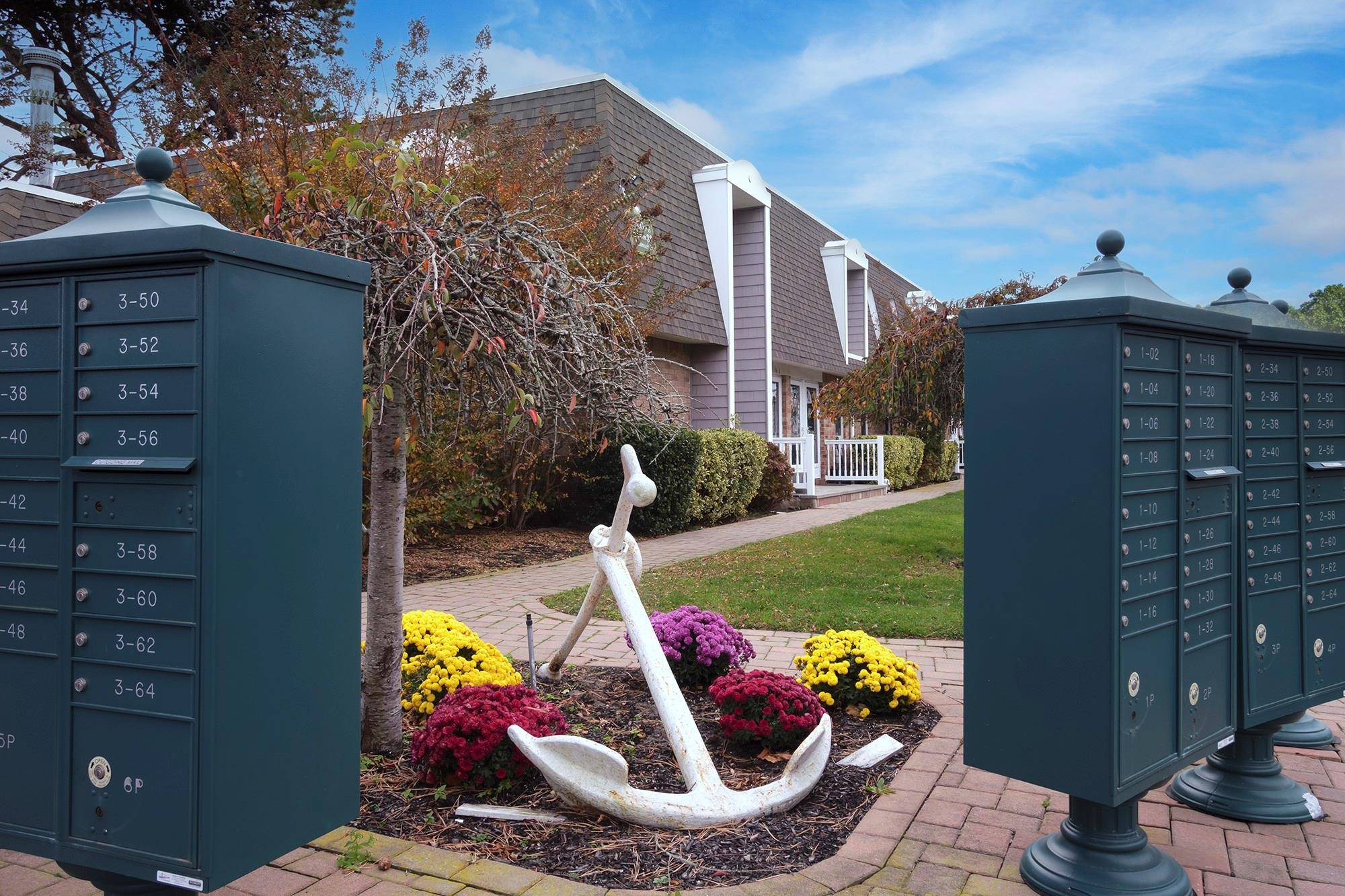 Patchogue, NY 11772,26 Mainsail DR #1-26