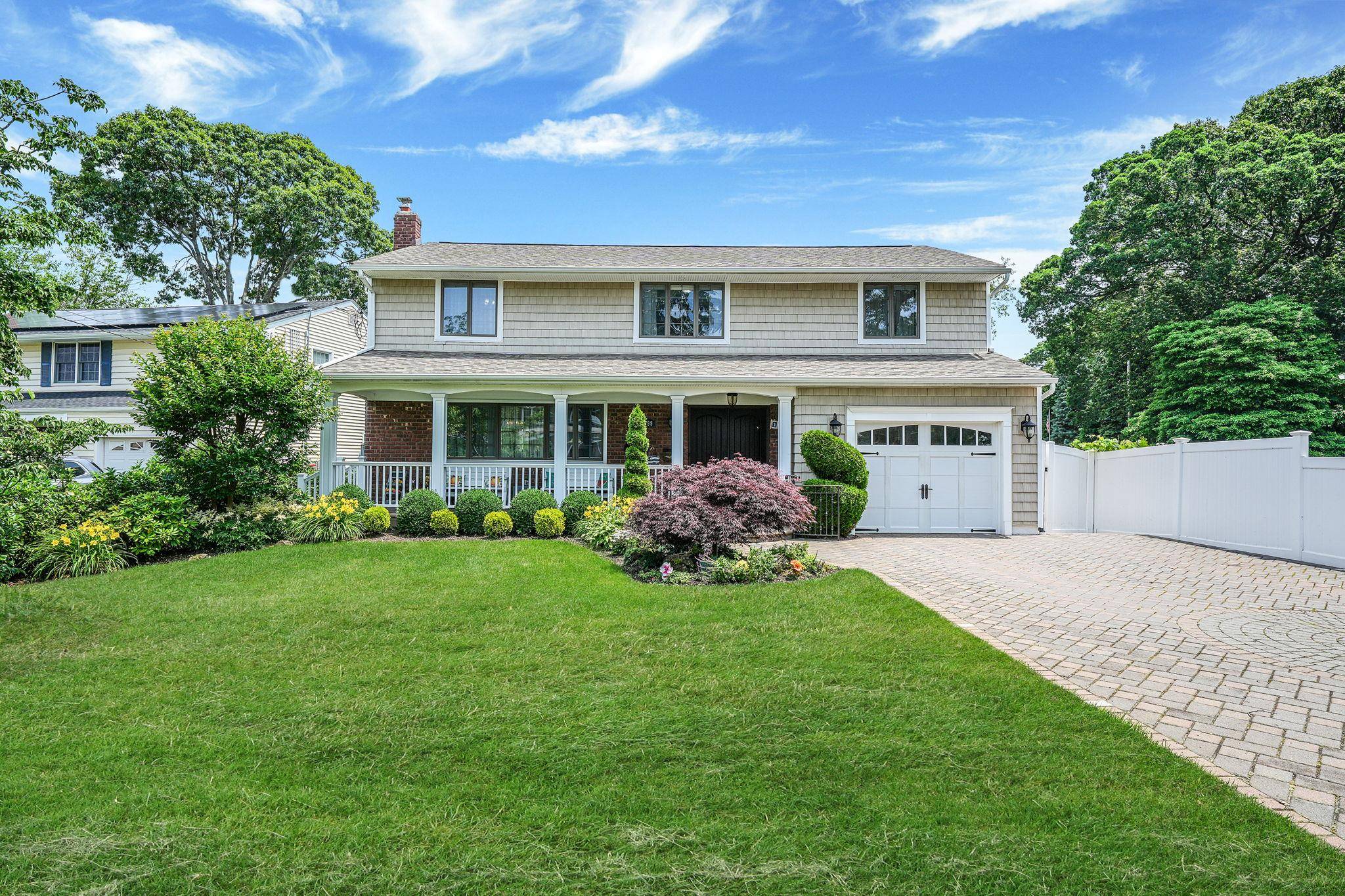 Merrick, NY 11566,1399 Rhode AVE