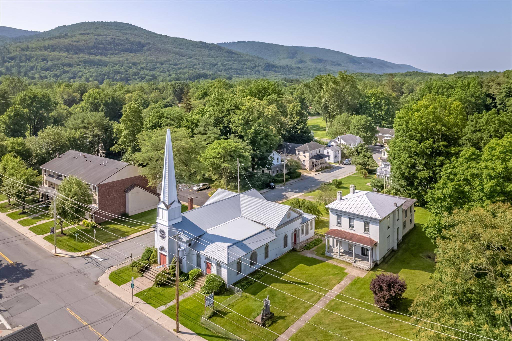 Ellenville, NY 12428,105 Center ST