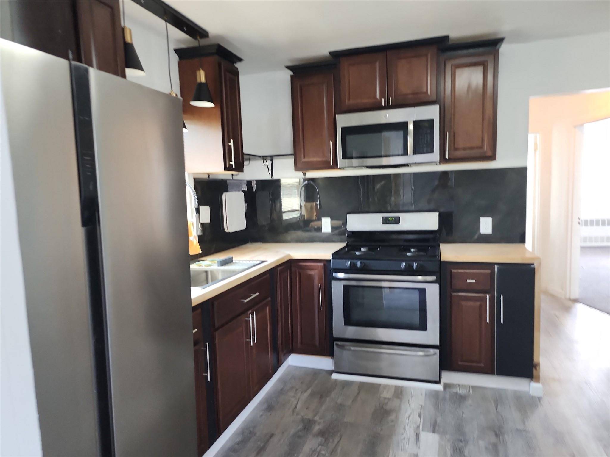 Laurelton, NY 11413,139-54 225 ST #unit B