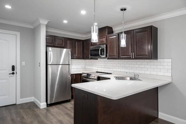 Farmingdale, NY 11735,190 Fulton ST #E112
