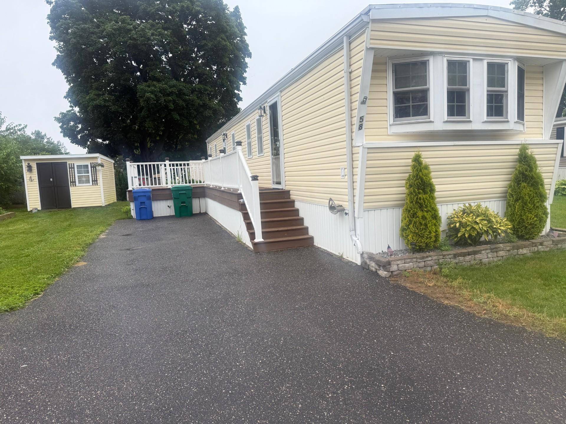 Bohemia, NY 11716,58 Valley FORGE