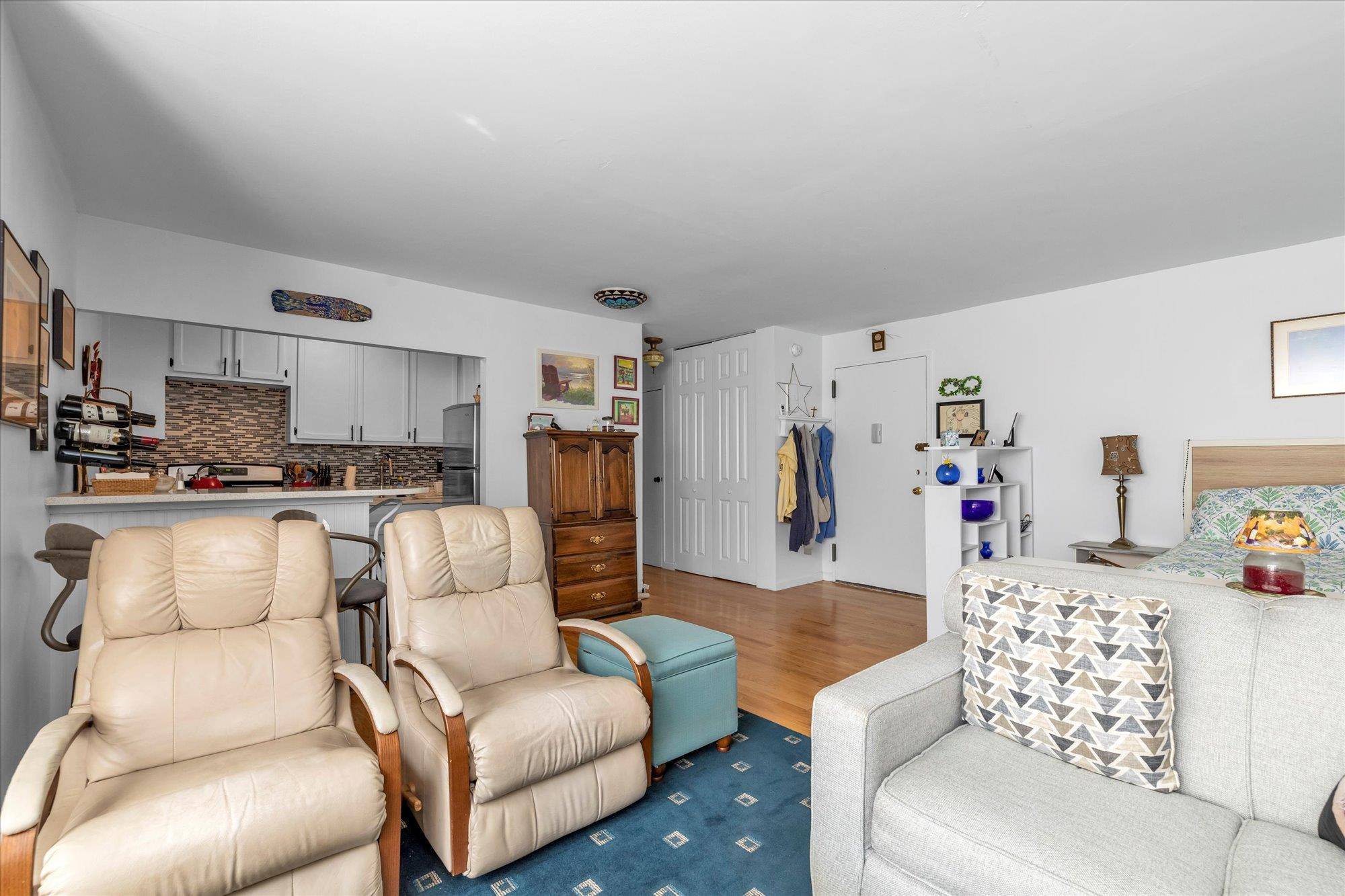 Long Beach, NY 11561,700 Shore RD #5EE