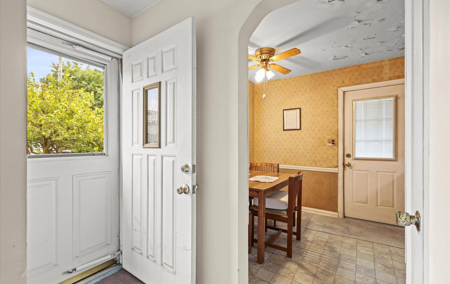 West Hempstead, NY 11552,243 Ivy ST