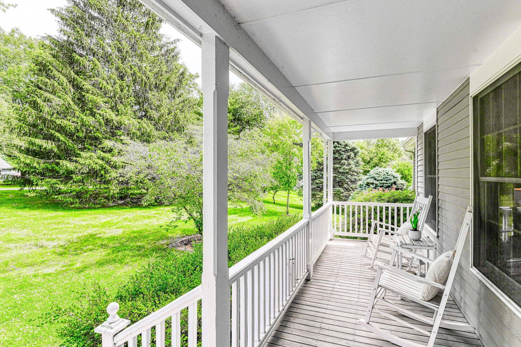Warwick, NY 10990,21 Crystal Farm RD