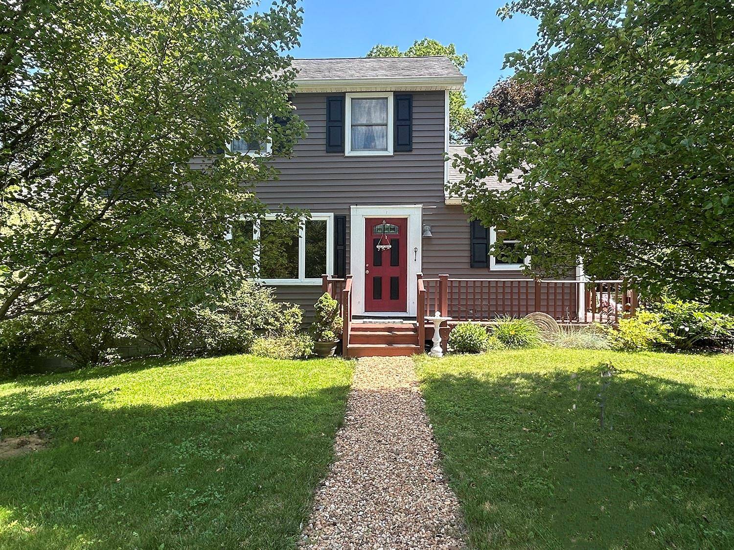 Hudson, NY 12534,438 Route 217