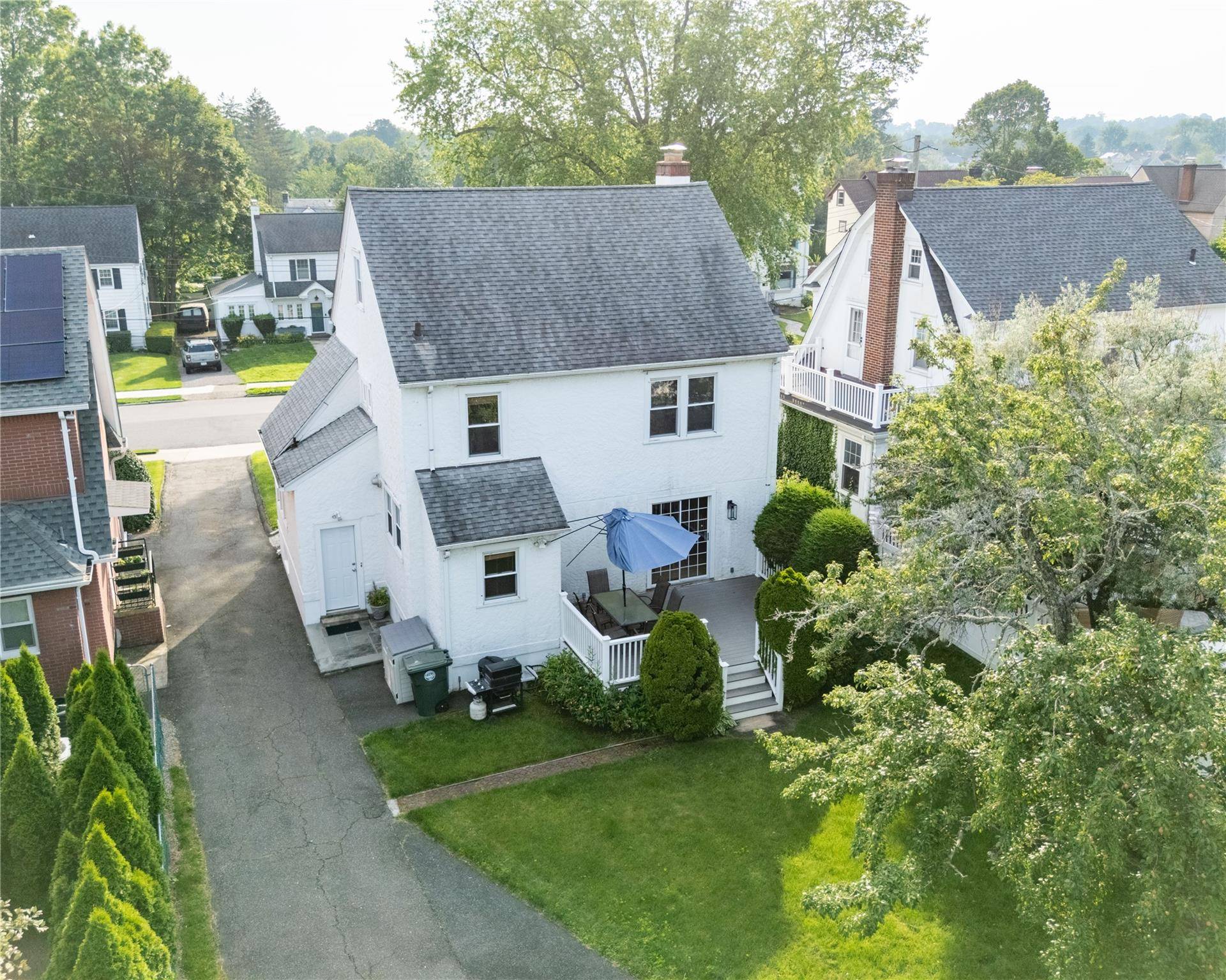 Port Chester, NY 10573,17 Austin PL
