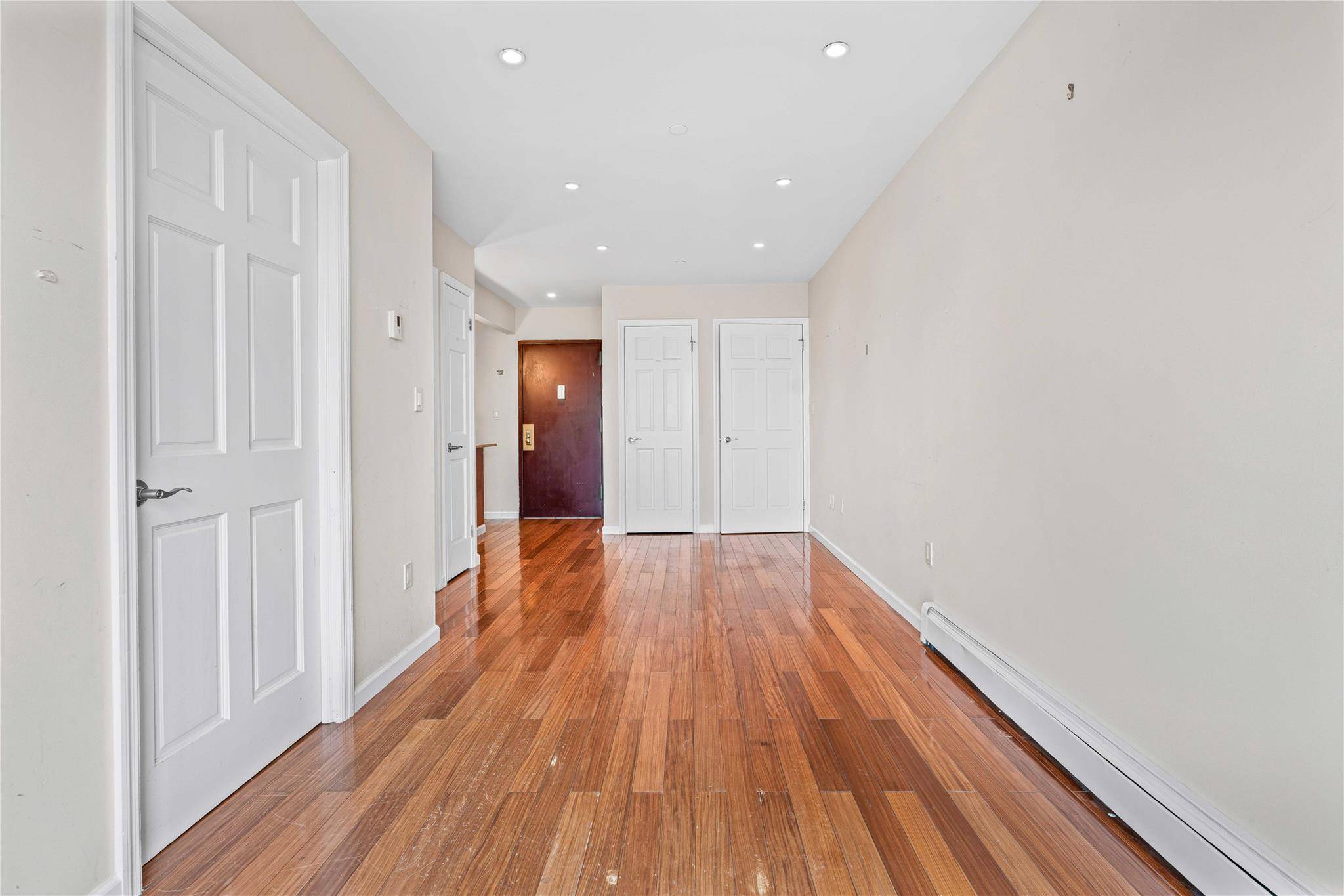 Long Island City, NY 11104,4333 42nd ST #6A
