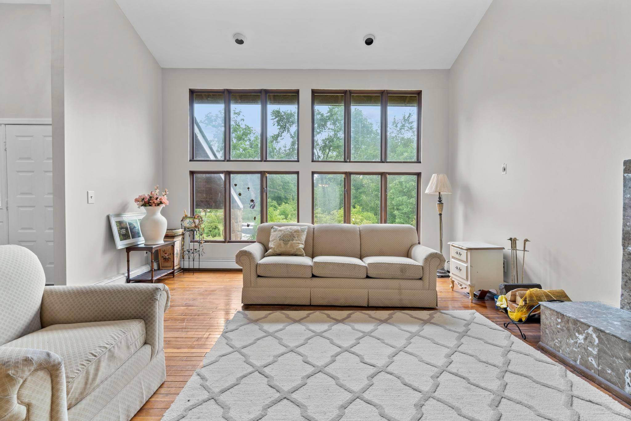 Armonk, NY 10504,513 Bedford Road