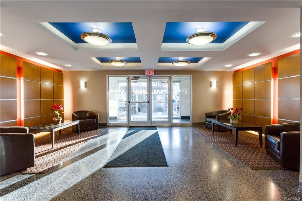 Bronxville, NY 10708,1133 Midland AVE #3J