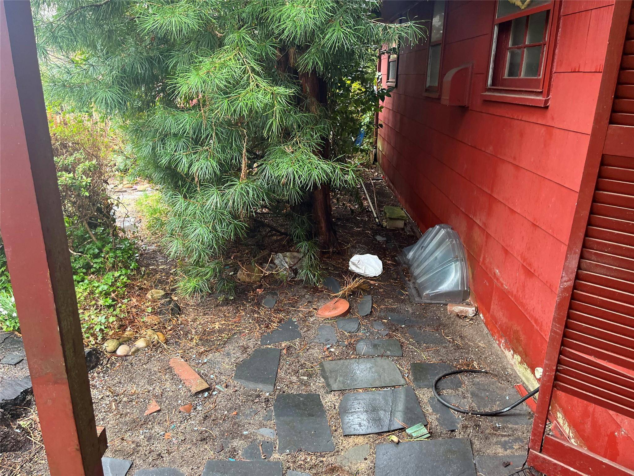 Amityville, NY 11701,22 Guilette PL