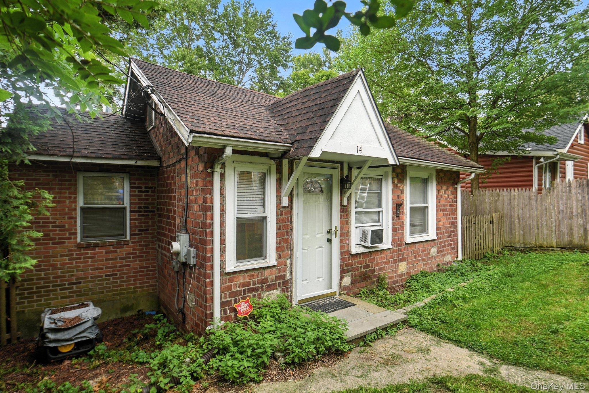 Lake Peekskill, NY 10537,14 Pine ST