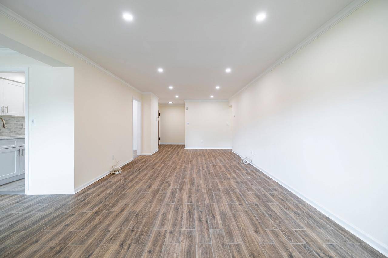 Rockville Centre, NY 11570,77 S PARK AVENUE #A24