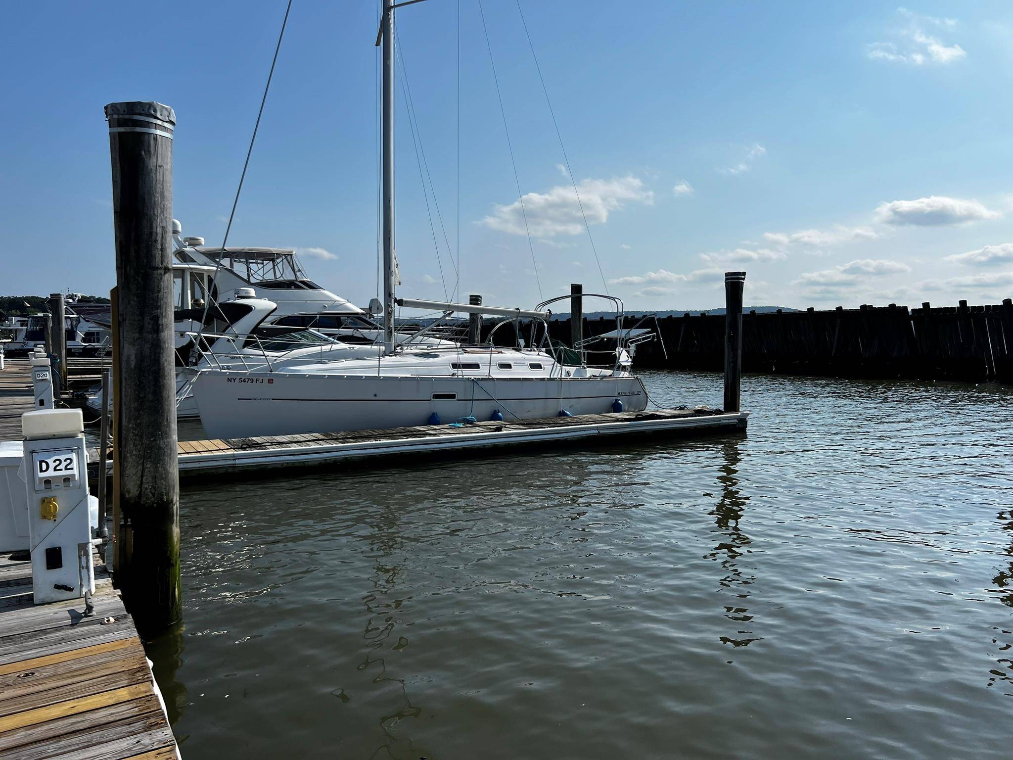Croton-on-hudson, NY 10520,D-20 Half Moon Bay Marina