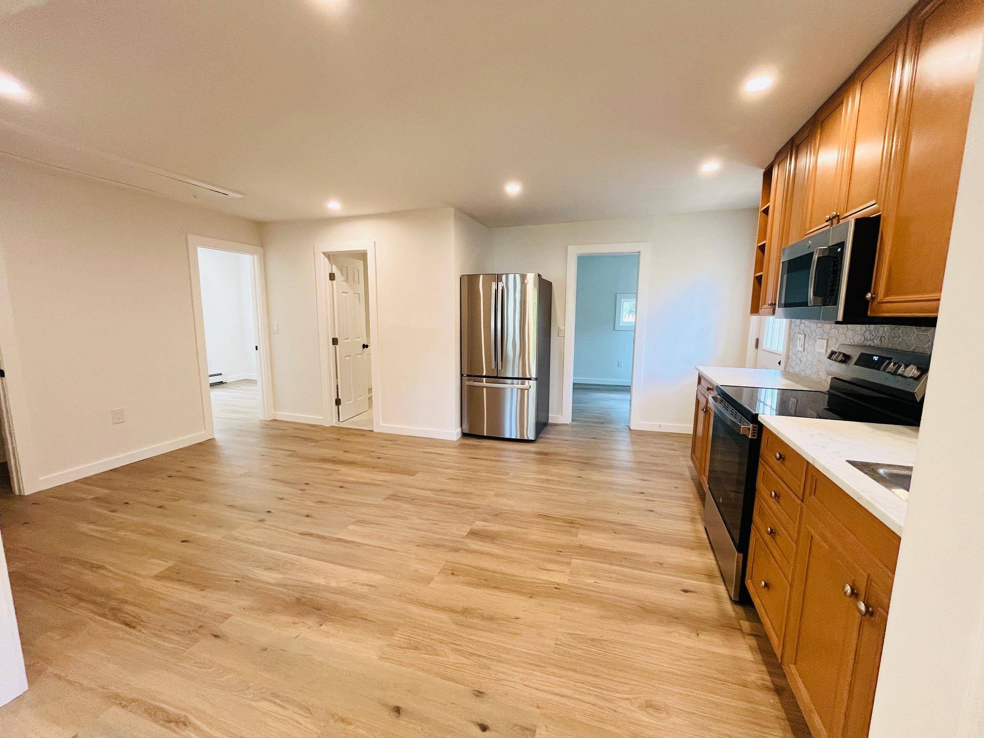 Mastic Beach, NY 11951,191 Laurelton DR