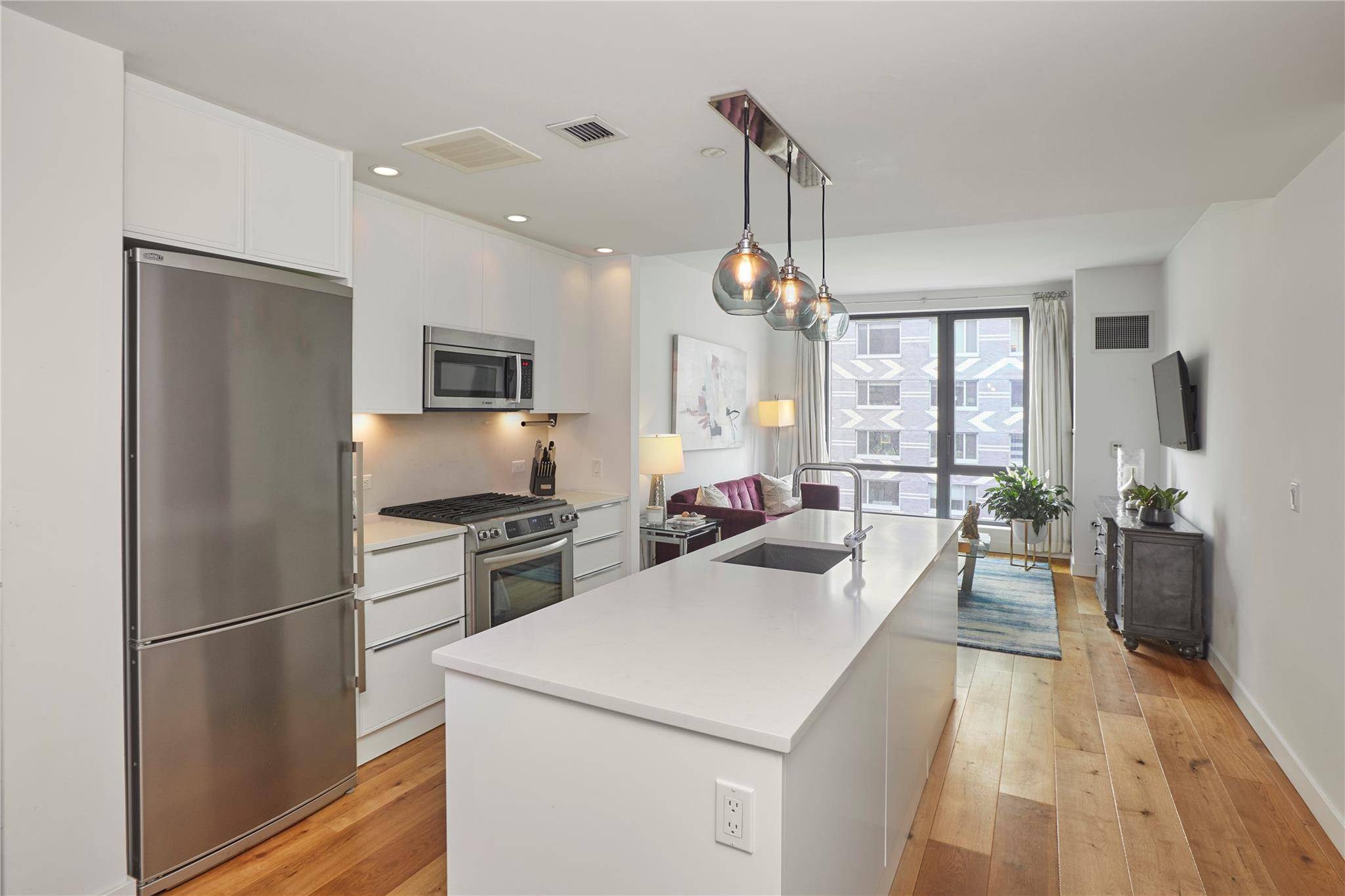 New York (manhattan), NY 10026,23 W 116th ST