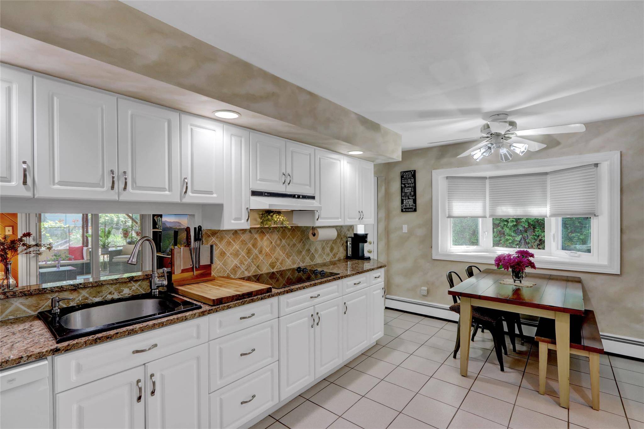 Nesconset, NY 11767,25 Lloyd LN