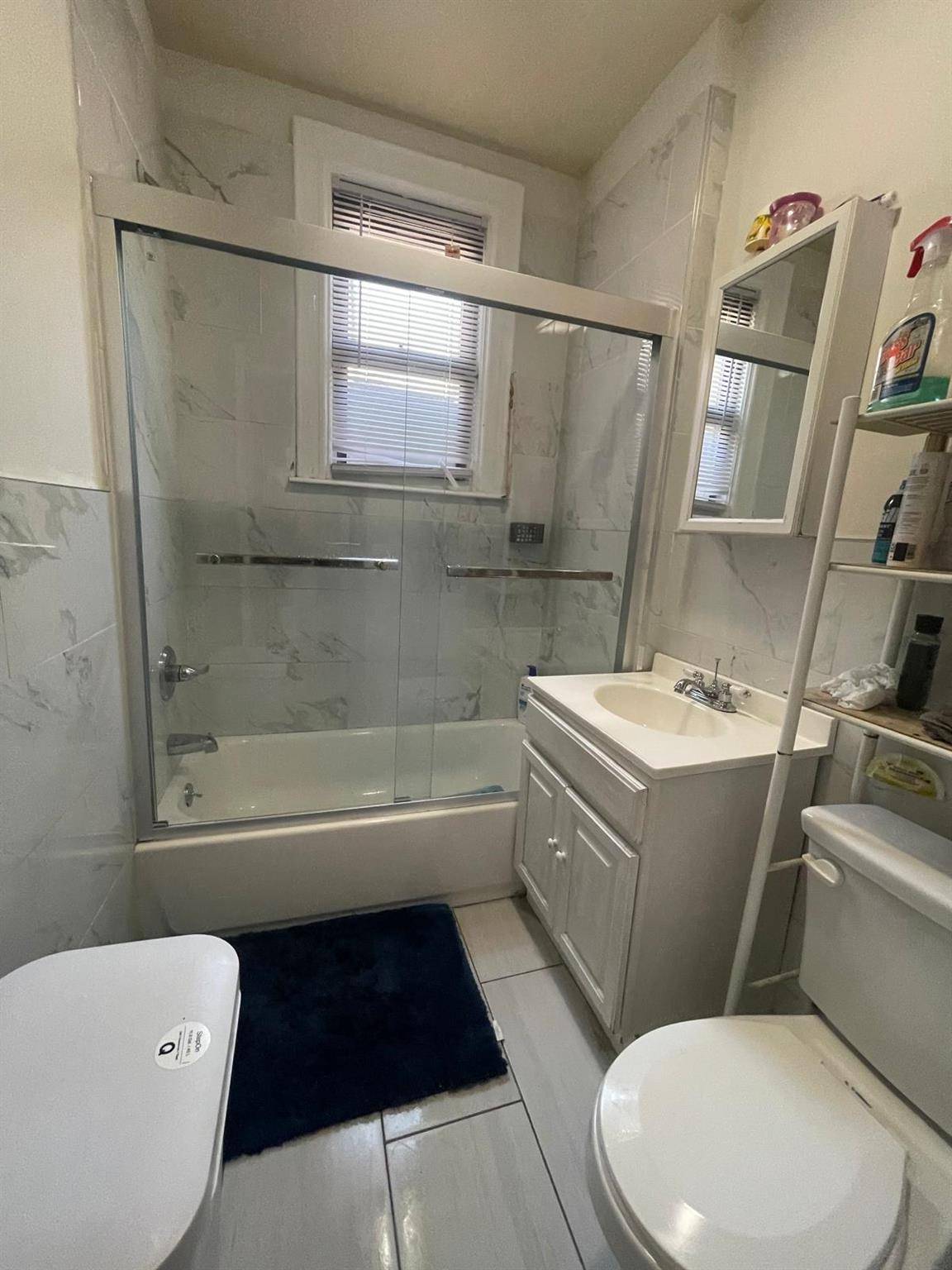 Corona, NY 11368,3331 100th ST