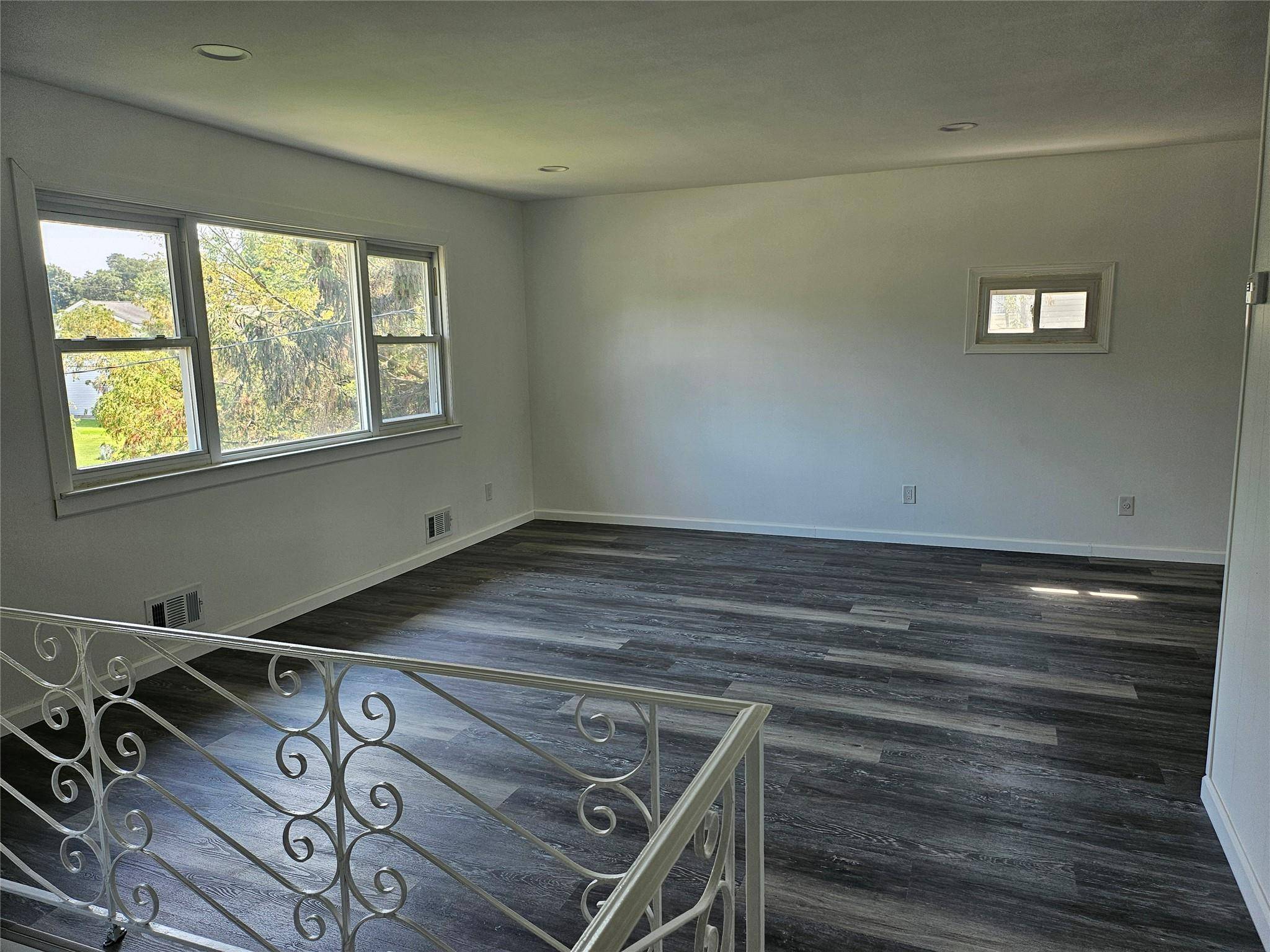 Brentwood, NY 11717,141 Sheridan ST