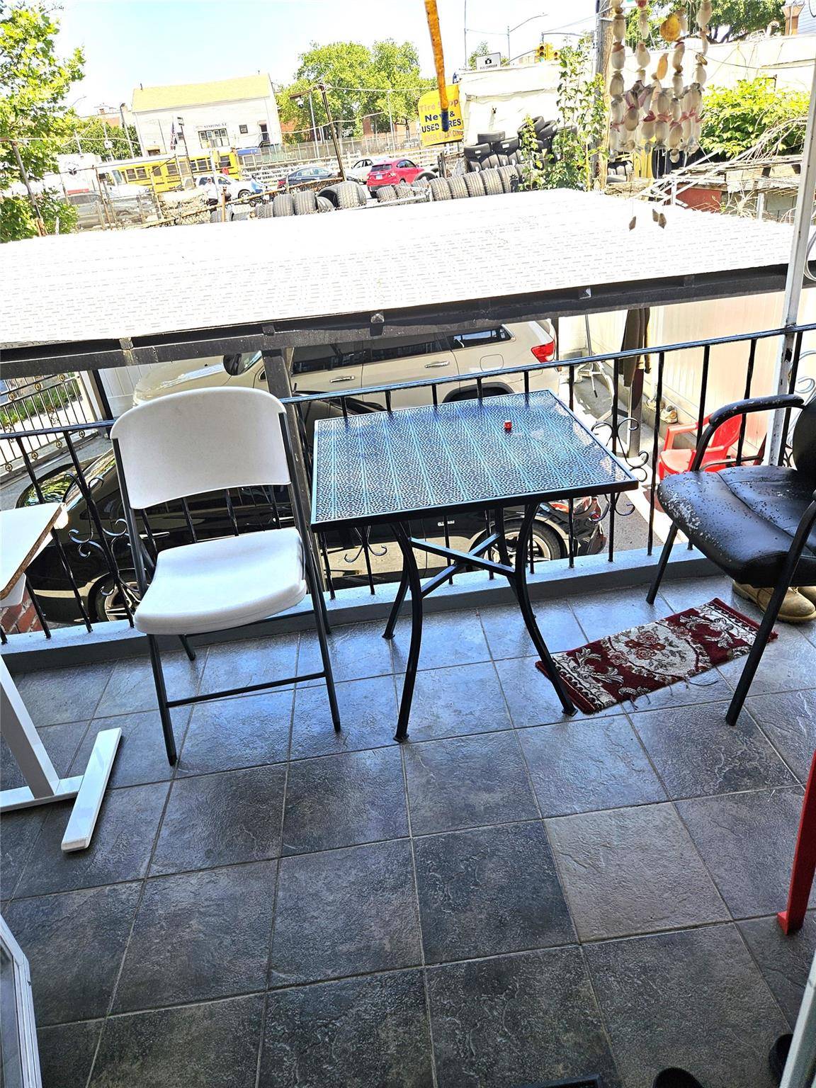 Bronx, NY 10472,2164 Cross Bronx EXPY