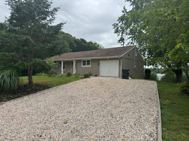 Southold, NY 11971,3175 Kenneys RD