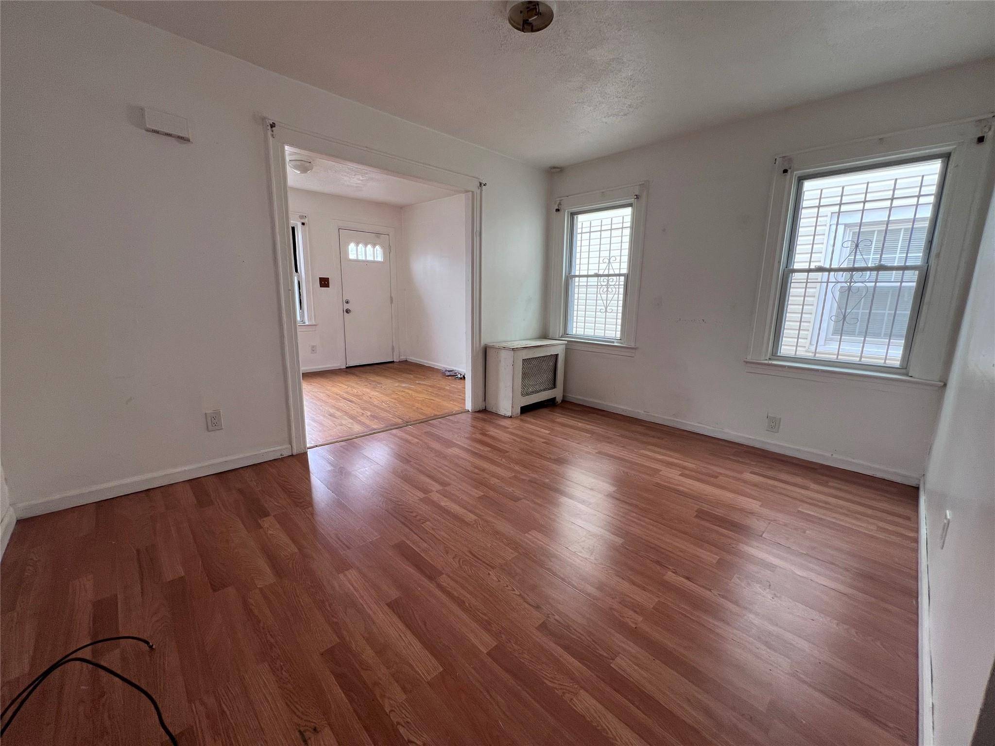Jamaica, NY 11436,11617 141st ST