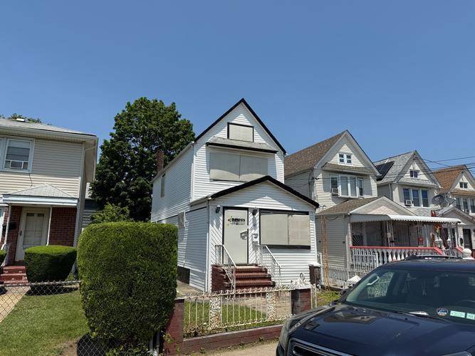 South Ozone Park, NY 11420,132-05 109th AVE