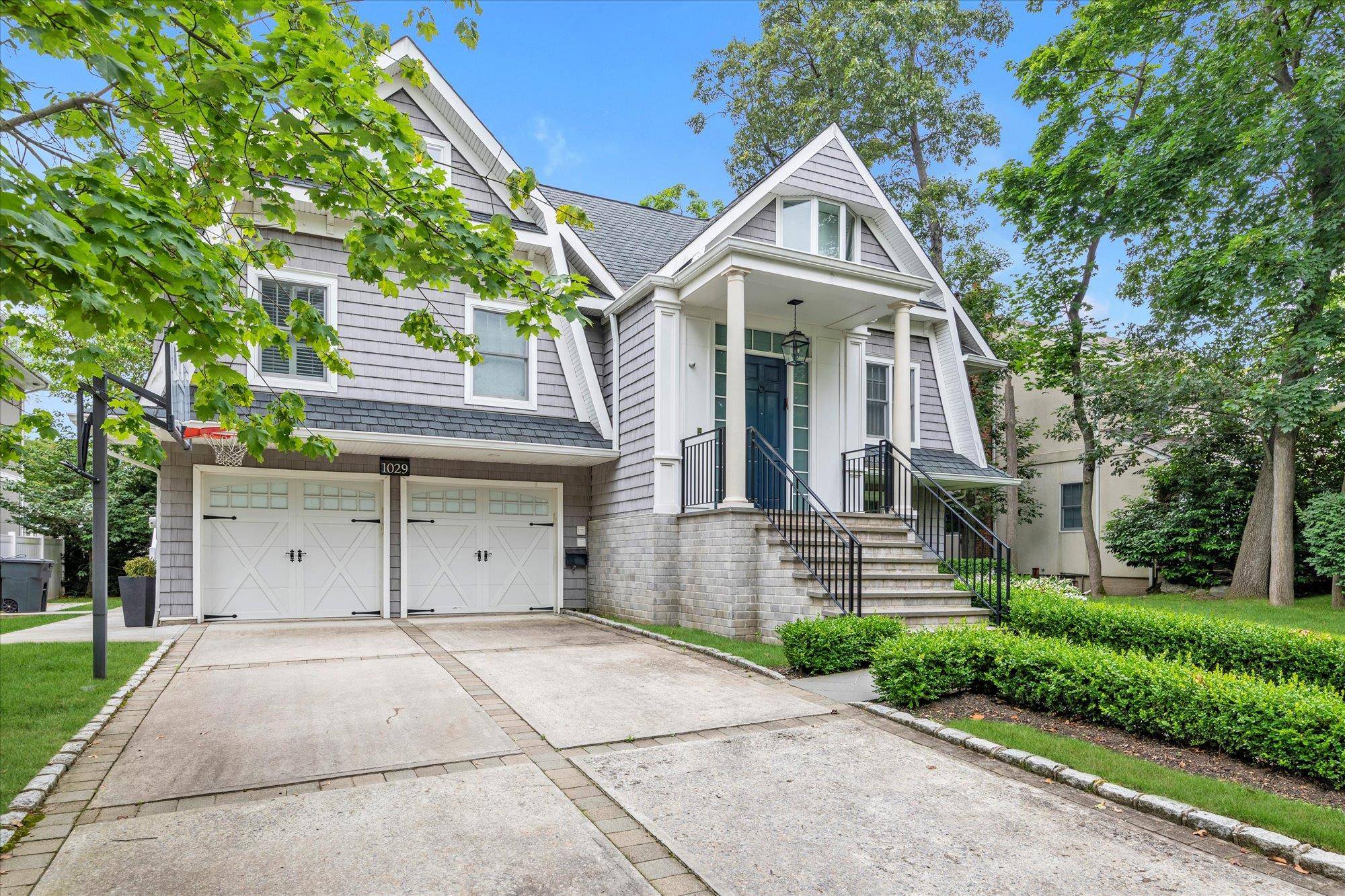Lawrence, NY 11559,1029 New McNeil AVE
