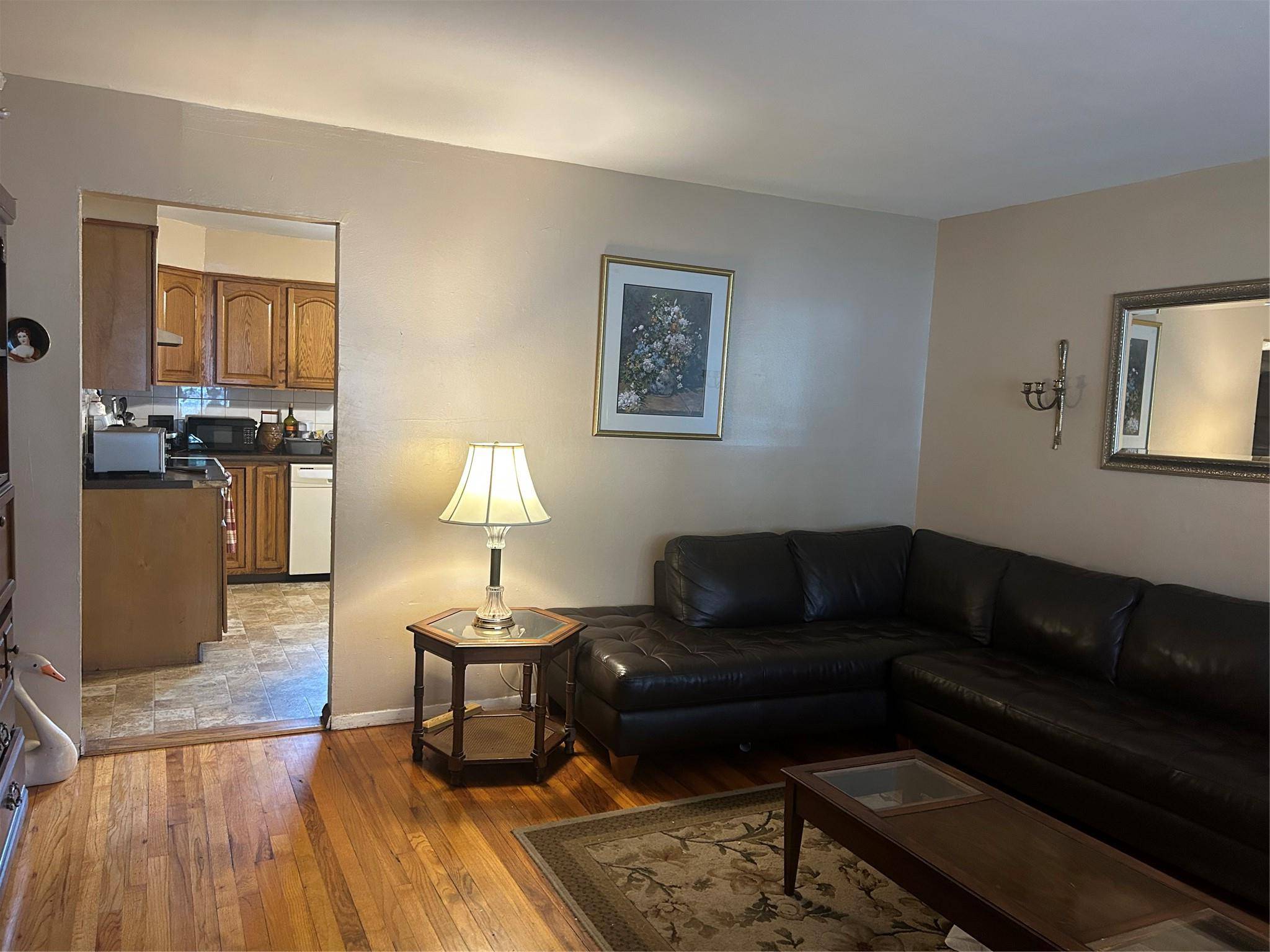 West Babylon, NY 11704,1569 11th ST