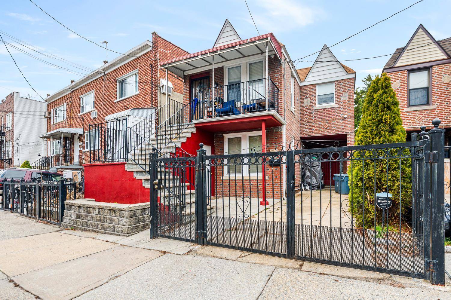 Bronx, NY 10462,989 Sacket AVE