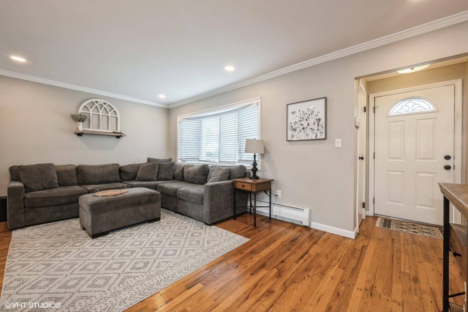 Seaford, NY 11783,3963 Daleview AVE