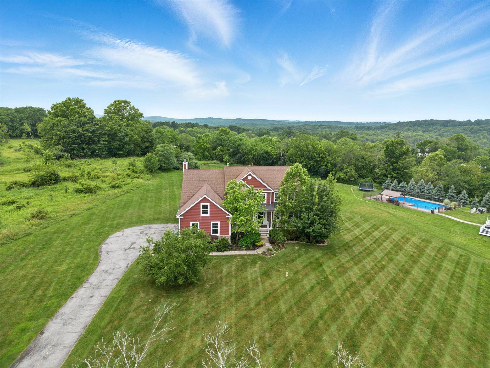 Washingtonville, NY 10992,12 Brewster CT