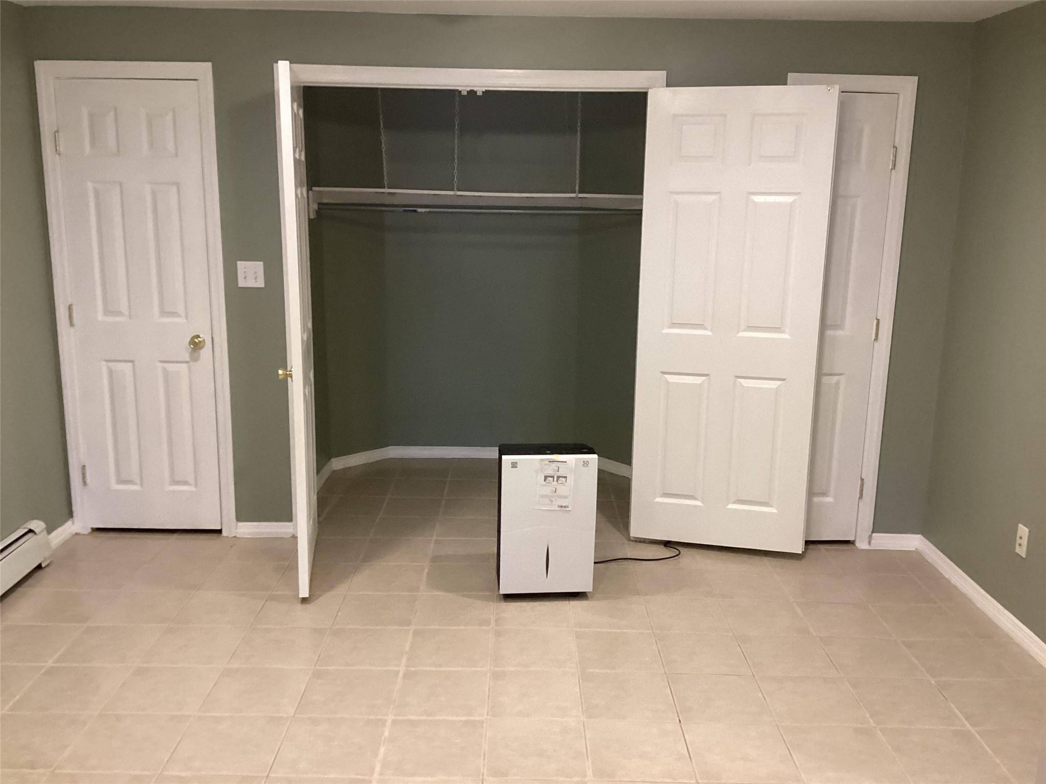 Centereach, NY 11720,2 Debron CT