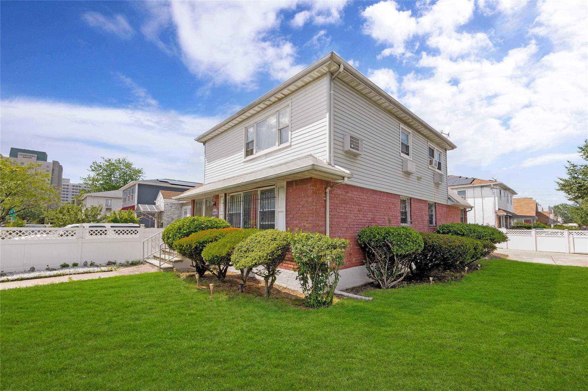 Jamaica, NY 11436,14717 N Conduit AVE